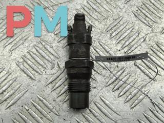 форсунка Volkswagen Transporter T4 1998, 1.9 л., дизель, МКПП, белый, микроавтобус, 068130202G