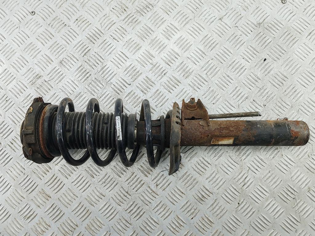 стойка передняя Volkswagen Passat B6 2009, 1.4 л., бензин, МКПП, чёрный, универсал, 3C0413031AT
