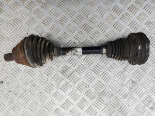 полуось передняя левая (приводной вал, ШРУС) Volkswagen Passat B6 2006, 2.0 л., дизель, МКПП, чёрный, универсал