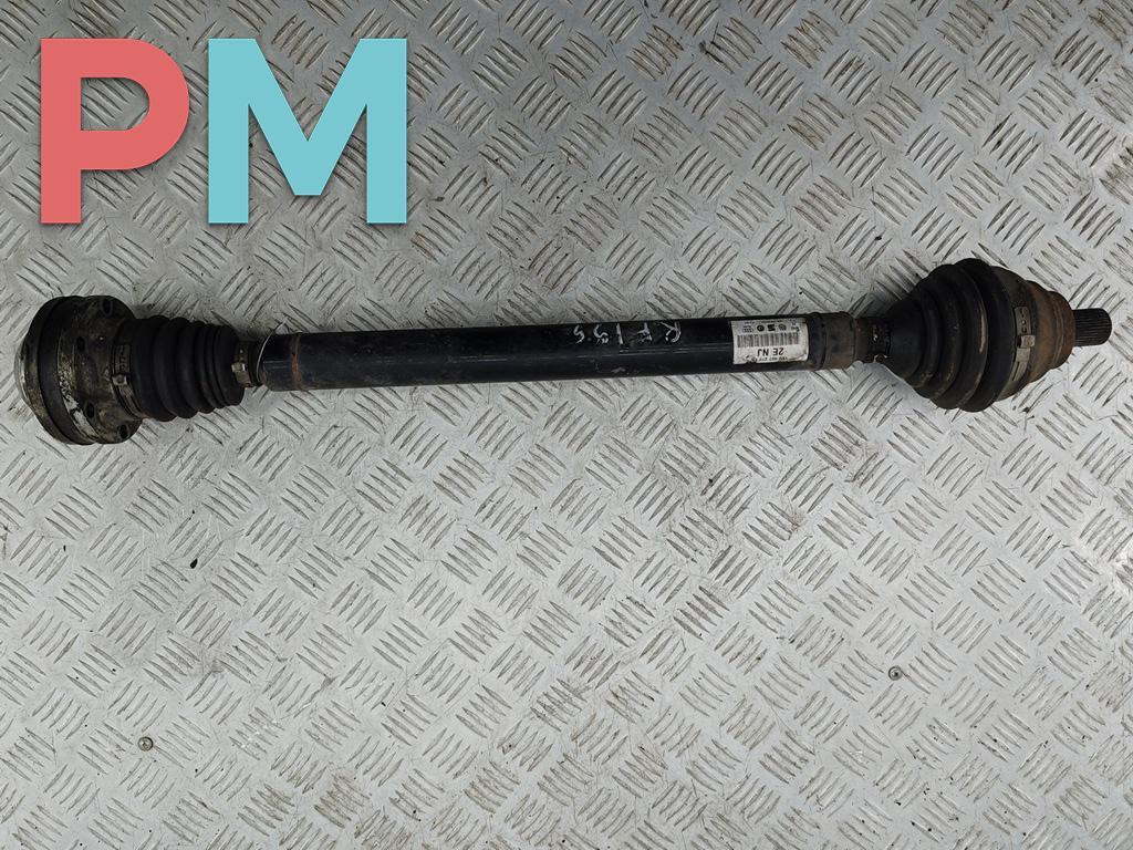 полуось передняя правая (приводной вал, ШРУС) Volkswagen Passat B6 2006, 2.0 л., дизель, МКПП, чёрный, универсал, 1K0407272EN - фото №1