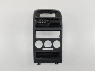 консоль салона (центральная часть) Opel Astra G 1999, 1.8 л., бензин, АКПП, серый, универсал, 90561237