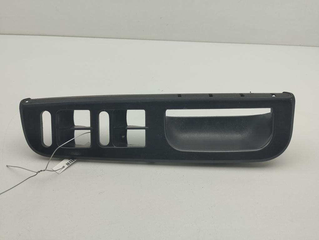 накладка декоративная Volkswagen Passat B5 1997, 2.3 л., бензин, МКПП, зелёный, седан, 3B1867171F - фото №1