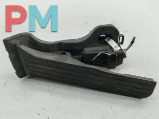педаль Volkswagen Passat B6 2008, 2.0 л., дизель, МКПП, серый, универсал, 1K0721503P