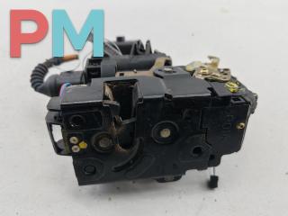 замок двери передней правой Volkswagen Passat B5 1998, 1.8 л., бензин, МКПП, синий, универсал