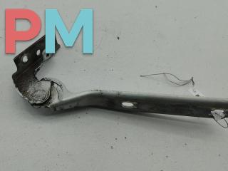 петля капота левая Volkswagen Passat B5 1997, серый, седан, 3B0823301