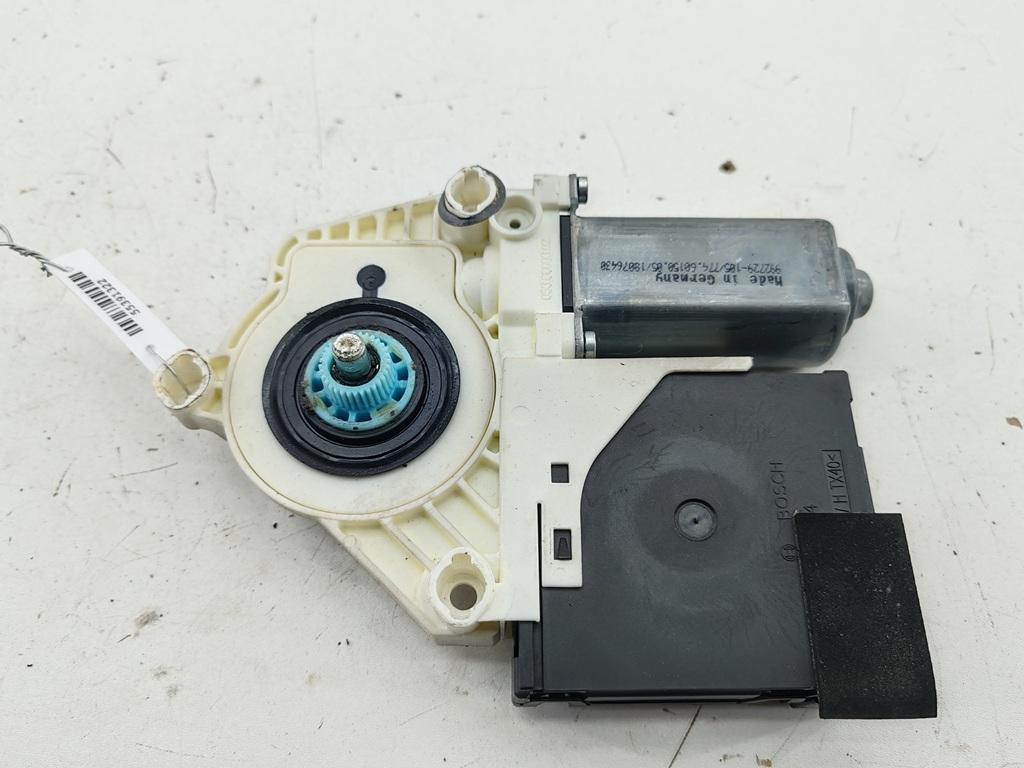 моторчик стеклоподъемника передний левый Volkswagen Passat B6 2006, 2.0 л., МКПП, универсал, 1K0959701P