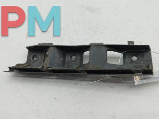 крепление ( кронштейн ) крыла Volkswagen Passat B6 2008, универсал, 3C0807183