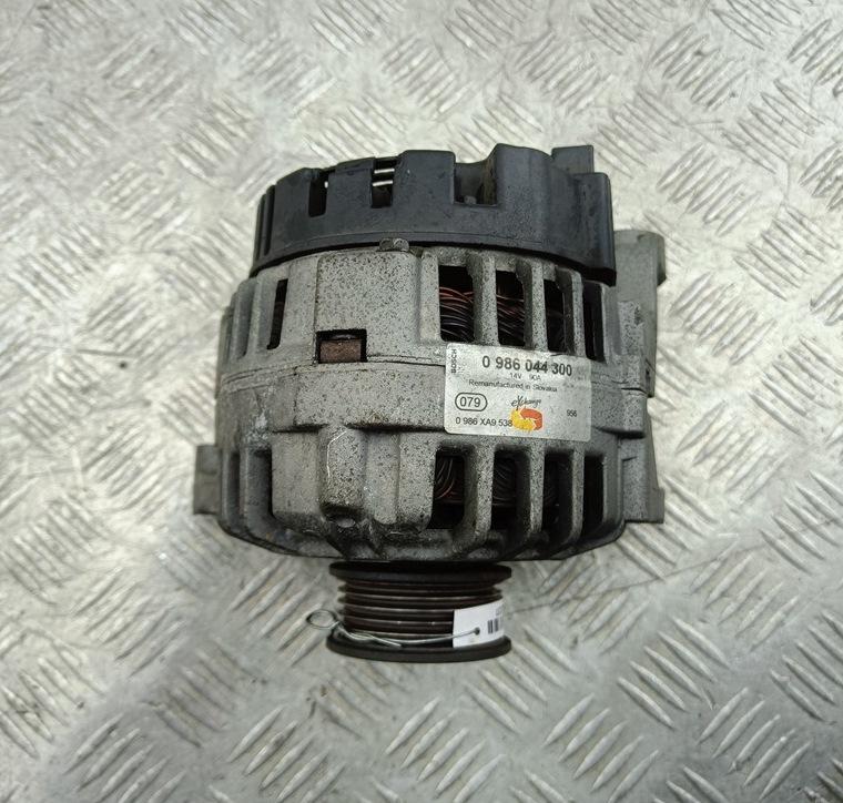 генератор Volkswagen Passat B5+ (GP) 2001, 1.6 л., бензин, МКПП, серый, универсал, 0986044300