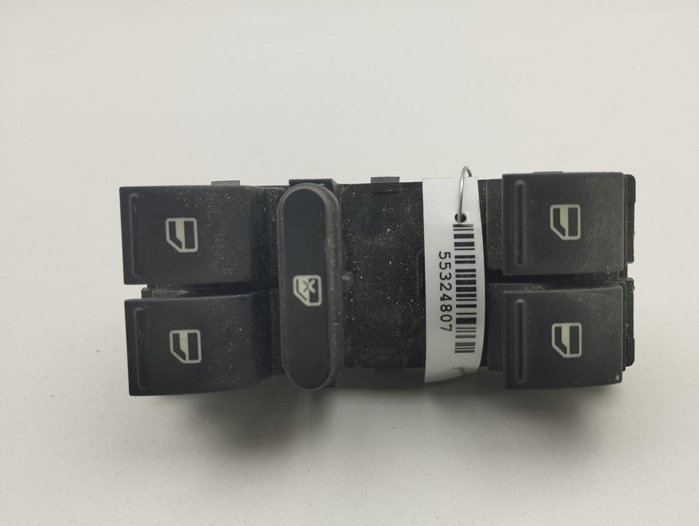 блок управления стеклоподъемниками Volkswagen Passat B6 2006, 2.0 л., бензин, МКПП, серый, седан, 1K4959857B