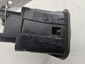 Кнопка открывания лючка топливного бака Volkswagen Passat B5 1998, 1.8 л., бензин, МКПП, синий, универсал, 3B0959833A - фото №3
