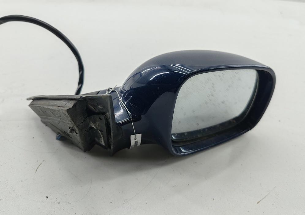 зеркало правое Volkswagen Passat B5 1998, 1.8 л., бензин, МКПП, синий, универсал, 3B0857934