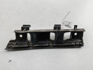 кронштейн переднего бампера Volkswagen Passat B6 2005, 2.0 л., бензин, АКПП, чёрный, универсал, 3C0807183