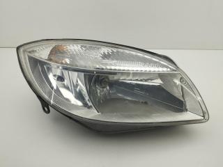 фара правая Skoda Fabia 2 поколение (5J) 2009, 1.2 л., бензин, МКПП, серый, хетчбэк 5 дв., 5J1941016