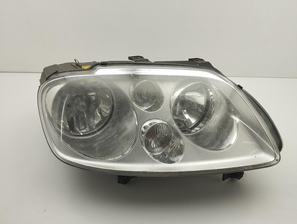 фара правая Volkswagen Touran 1 поколение 2003, 1.6 л., бензин, МКПП, серый, минивэн, 1T0941006D - фото №1