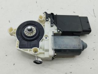 моторчик стеклоподъемника передний правый Volkswagen Golf-4 1999, 1.6 л., бензин, АКПП, серый, хетчбэк 3 дв., 1J1959802D