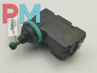 корректор фар Volkswagen Golf 4 поколение 1999, 1.6 л., бензин, АКПП, серый, хетчбэк 3 дв., 1J0941295F