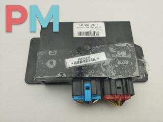 блок комфорта Volkswagen Passat B5 1997, 1.6 л., бензин, МКПП, зелёный, универсал, 1J0959799F