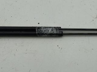 амортизатор крышки багажника (3-5 двери) Volkswagen Passat B4 1995, 1.8 л., бензин, МКПП, красный, универсал