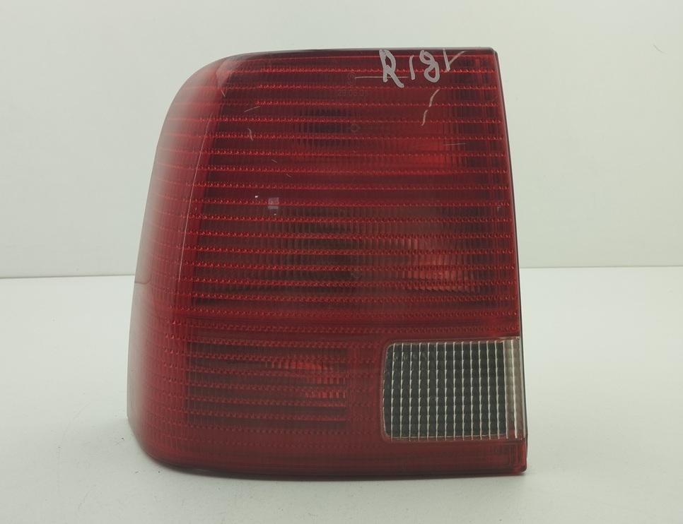 фонарь задний левый Volkswagen Passat B5 1997, 1.9 л., дизель, МКПП, серый, седан, 3B5945095F - фото №1