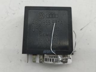 Реле стеклоочистителя (дворников) Volkswagen Passat B5+ (GP) 2001, 1.6 л., бензин, МКПП, серый, универсал, 4B0955531A