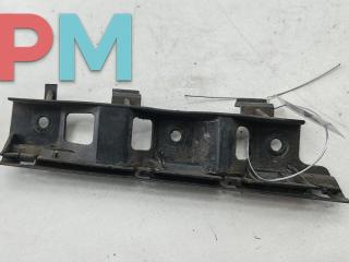крепление ( кронштейн ) крыла Volkswagen Passat B6 2008, универсал, 3C0807184