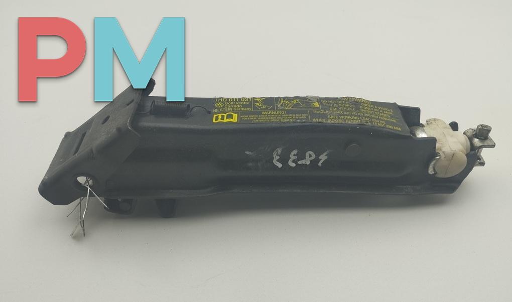 домкрат Volkswagen Vento 1 поколение 1997, 1.6 л., бензин, АКПП, зелёный, седан, 1H0011031 - фото №1