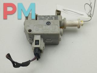 замок лючка топливного бака Volkswagen Passat B6 2009, 1.4 л., бензин, МКПП, чёрный, универсал, 3C0810773