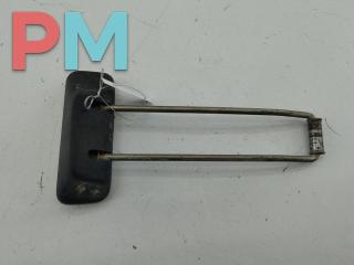 ответная часть (скоба) замка двери Volkswagen Transporter T4 1994, 2.4 л., дизель, МКПП, зелёный, микроавтобус, 701827541A