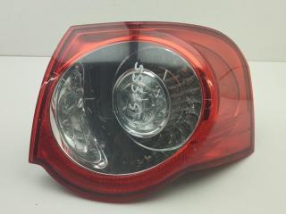 фонарь задний правый Volkswagen Passat B6 2009, 1.4 л., бензин, МКПП, чёрный, универсал, 3C9945096N