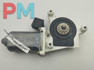 моторчик стеклоподъемника передний левый Volkswagen Passat B5 1997, 1.6 л., МКПП, седан, 3B4837751A