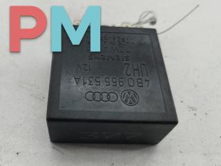 Реле стеклоочистителя (дворников) Volkswagen Passat B5 1998, 1.8 л., бензин, МКПП, серый, универсал, 4B0955531A