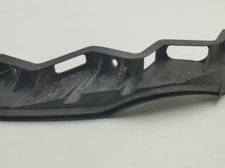 кронштейн переднего бампера Volkswagen Passat B6 2006, 2.0 л., дизель, МКПП, чёрный, универсал, 3C0807890