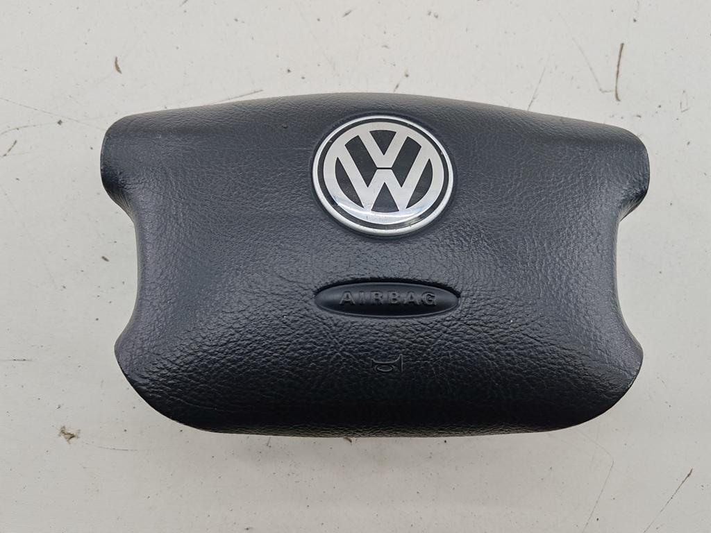 подушка безопасности водителя Volkswagen Passat B5 1999, 1.9 л., дизель, МКПП, зелёный, универсал, 3B0880201