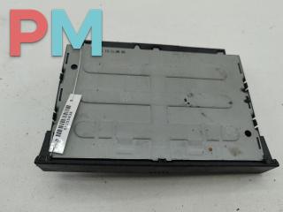 подстаканник Volkswagen Golf 4 поколение 2000, 1.4 л., бензин, МКПП, серый, хетчбэк 5 дв., 1J0858601B