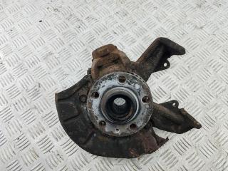 ступица передняя правая Volkswagen Golf 4 поколение 2000, 2.0 л., бензин, МКПП, чёрный, хетчбэк 3 дв.