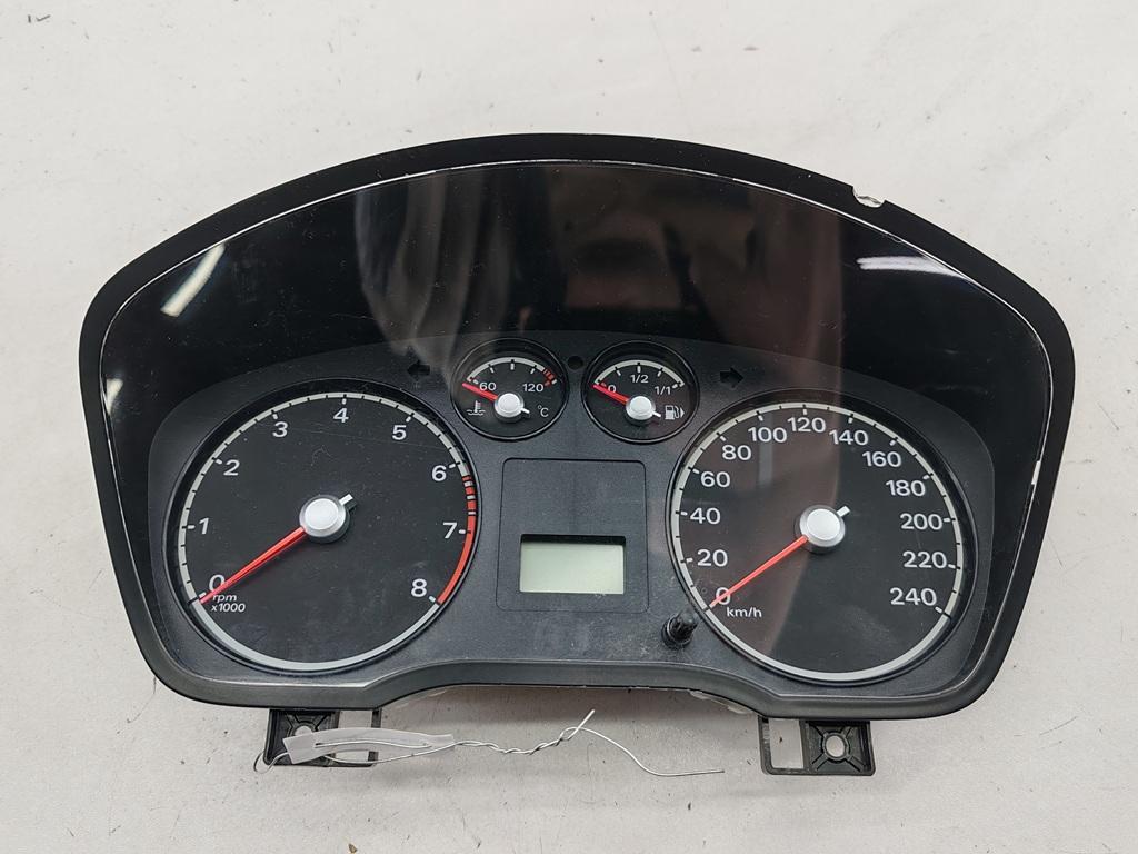 приборная панель Ford Focus II 2006, 1.6 л., i, бензин, МКПП, красный, универсал, 4M5T10849AM