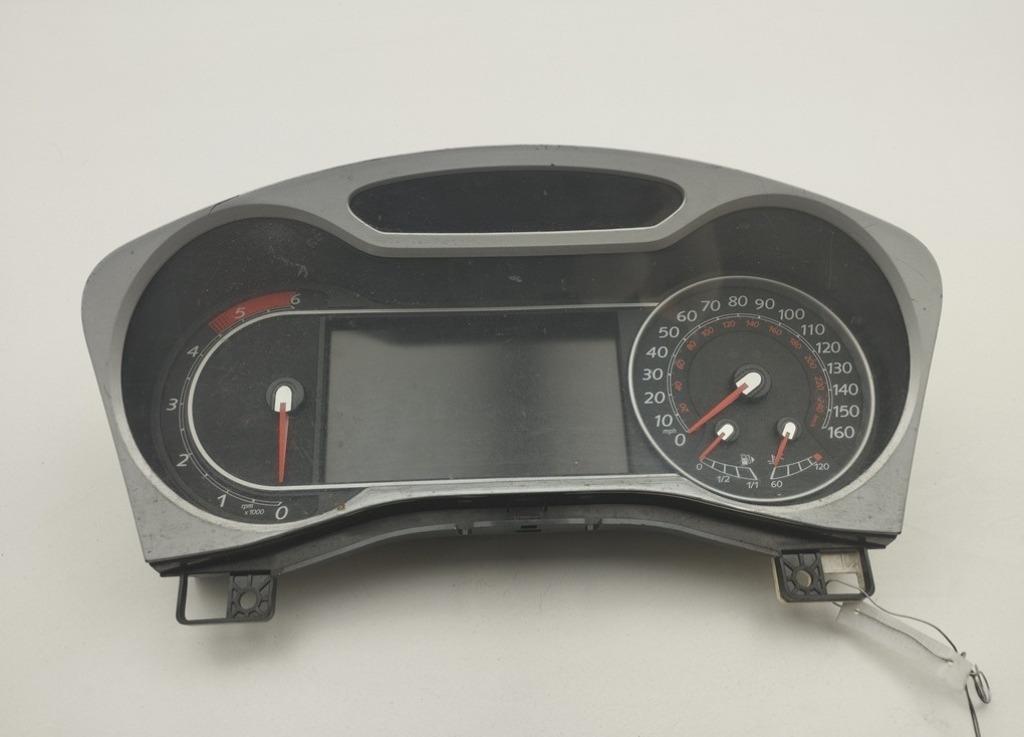 приборная панель Ford Mondeo 4 поколение 2009, 2.0 л., дизель, АКПП, белый, универсал, 8M2T10849XC - фото №1
