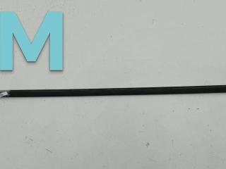 Молдинг стекла двери задней правой наружный Volkswagen Sharan 1 поколение [2-й рестайлинг] 2004, 1.8 л., бензин, МКПП, чёрный, минивэн