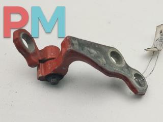 петля двери Ford Focus 2 поколение [рестайлинг] 2007, красный, кабриолет, 3M51R22801