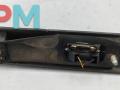 накладка подсветки номера Ford Focus 2 поколение 2006, 1.6 л., i, бензин, МКПП, красный, универсал, 6M51R443404 - фото №3