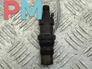 форсунка Volkswagen Transporter T4 1994, 2.4 л., дизель, МКПП, зелёный, микроавтобус, 068130202