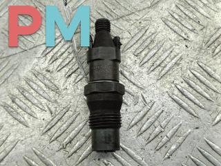 форсунка Volkswagen Transporter T4 1994, 2.4 л., дизель, МКПП, зелёный, микроавтобус, 068130202