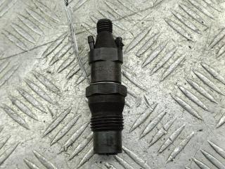 форсунка Volkswagen Transporter T4 1994, 2.4 л., дизель, МКПП, зелёный, микроавтобус, 068130202
