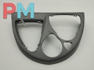 консоль салона (центральная часть) Lancia Phedra 1 поколение 2003, 2.0 л., бензин, МКПП, серый, минивэн, 1487835077