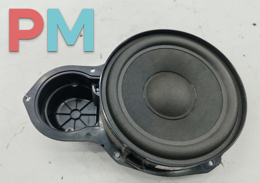 динамик двери Volkswagen Passat B6 2006, 2.0 л., дизель, МКПП, чёрный, универсал, 3C0035454 - фото №1