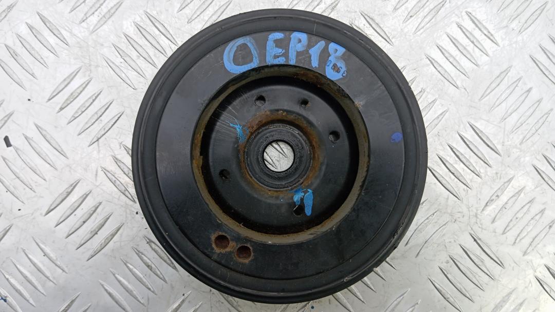 Шкив коленвала демпферный бензиновый Audi A4 B8/8K 2010, 1.8 л., бензин, МКПП, седан - фото №1