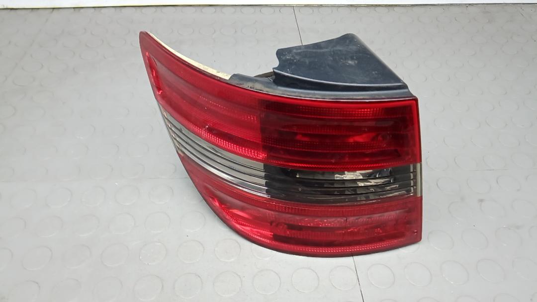 фонарь задний левый Mercedes-Benz B-Класс W245 2007, 2.0 л., D B180 CDI, дизель, АКПП, минивэн - фото №1
