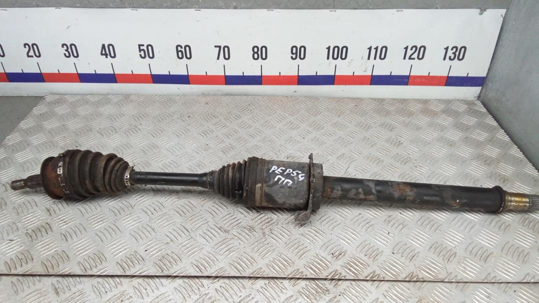 полуось передняя правая (приводной вал, ШРУС) Mercedes-Benz B-Класс W245 2007, 2.0 л., D B180 CDI, дизель, АКПП, минивэн - фото №1