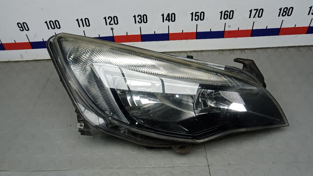 фара правая Opel Astra J 2010, 1.6 л., бензин, МКПП, хетчбэк 5 дв. - фото №1