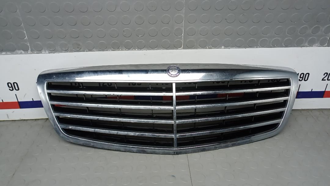решетка радиатора Mercedes-Benz S-Класс W221 2006, 3.0 л., дизель, АКПП, седан - фото №1